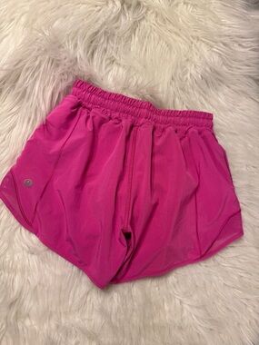 Lululemon shorts size 2